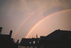 Doppelter Regenbogen über Zürich (Bild: Jürg Lendenmann)